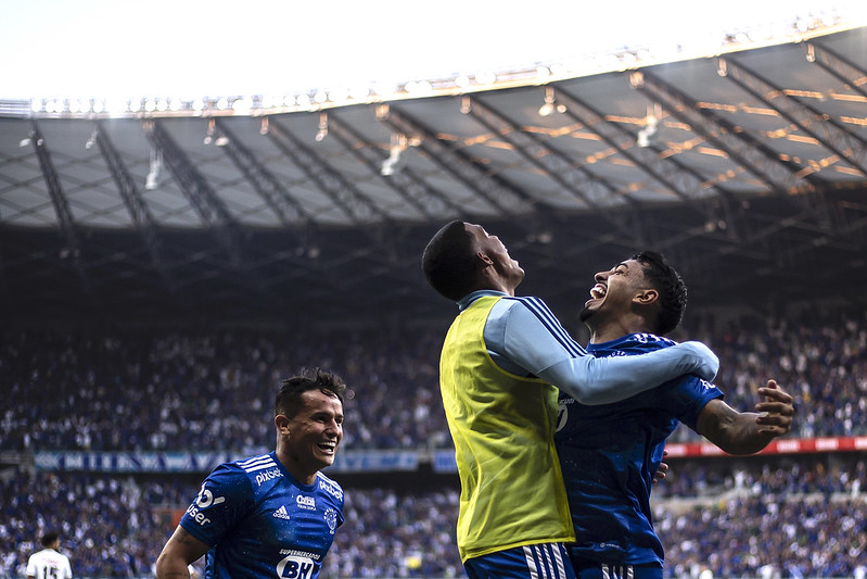 Nikão sobre vaias após empate do Cruzeiro: 'Torcedor está no direito dele