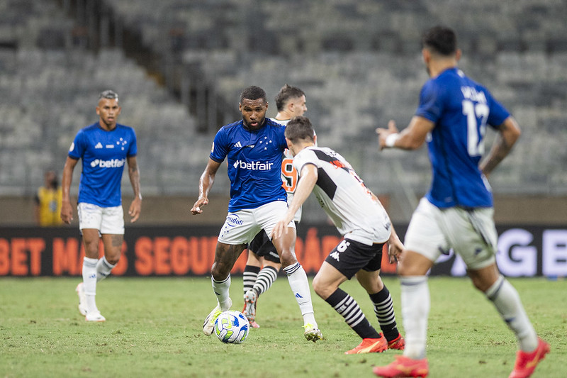 Cruzeiro perde dois titulares para a partida contra o Vasco da Gama -  Superesportes