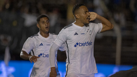 Após o jogo, Papagaio e Machado enalteceram a entrega e crescimento do grupo. (foto: Foto: Staff Images / Cruzeiro)