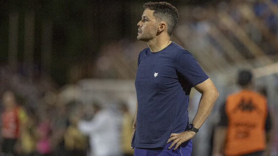 Nico Larcamón, técnico do Cruzeiro, ressalta vitória e desempenho da equipe contra o Democrata (foto: STAFF IMAGES / FLICKR / CRUZEIRO)