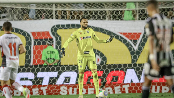 Everson em atuação diante do Vitória (foto: Pedro Souza / Atlético)