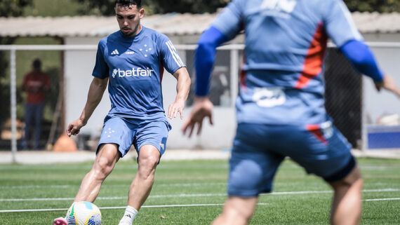 Peralta está inscrito e poderá enfrentar o Libertad-PAR pela Sul-Americana. (foto: Gustavo Aleixo/Cruzeiro)