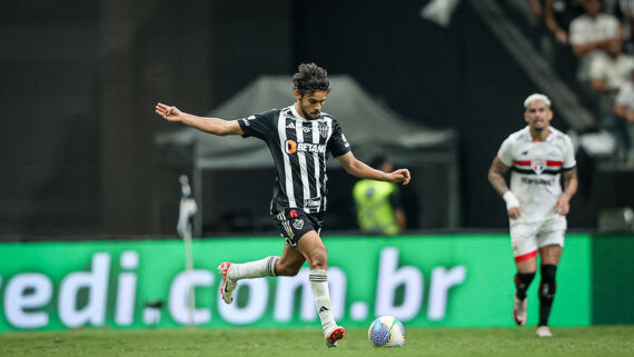 Scarpa no empate atleticano com o São Paulo (foto: Pedro Souza / Atlético)