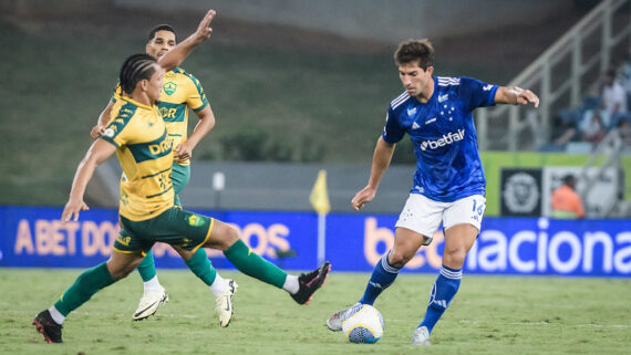 Cruzeiro joga mal e empata sem gols contra o Cuiabá. (foto: Gustavo Aleixo / Cruzeiro.)