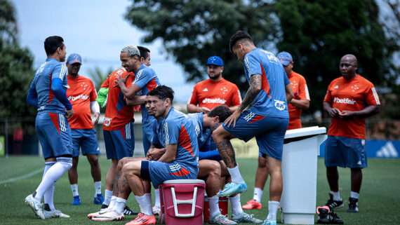 Elenco do Cruzeiro pode realizar preparação nos EUA em 2025 (foto: GUSTAVO MARTINS / FLICKR / CRUZEIRO)