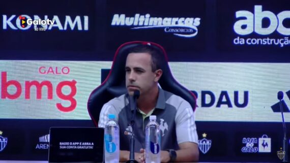 Lucas Gonçalves, auxiliar técnico do Atlético (foto: Reprodução / Galo TV)