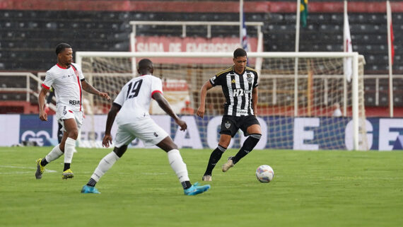 Equipe sub-23 não conquistou vitórias no Campeonato Mineiro. (foto: DANIELA VEIGA / FLICKR / ATLETICO)