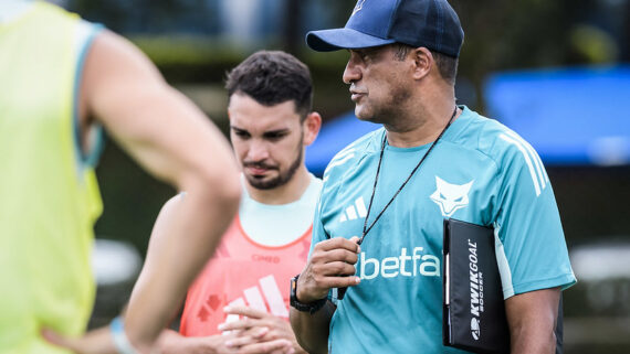 Wesley Carvalho, técnico interino do Cruzeiro. (foto: Gustavo Aleixo/Cruzeiro)