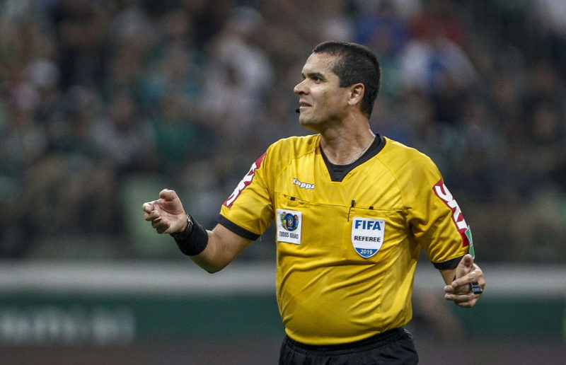 Juiz (foto: MIGUEL SCHINCARIOL / GETTY IMAGES)