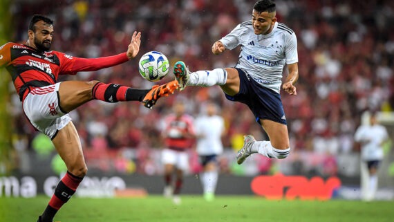 Primeiro turno do Campeonato Brasileiro entre Cruzeiro e Flamengo, no Maracanã. (foto: Staff Images / Cruzeiro E.C.)
