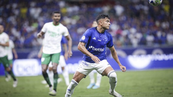Cruzeiro (foto: Cruzeiro segue sem vencer no Mineirão em 2023. )