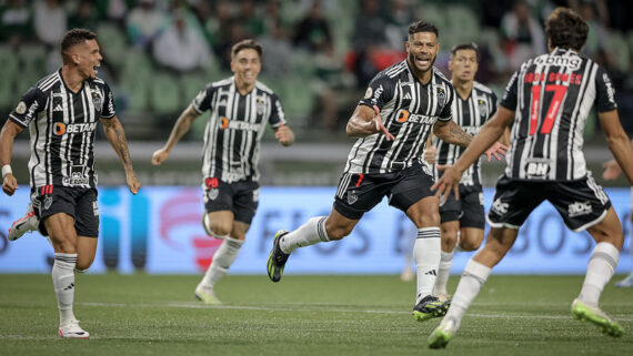 Hulk comemora o primeiro gol no Allianz (foto: Foto: Pedro Souza / Atlético)