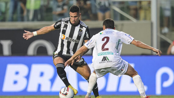 Paulinho em confronto contra o Patrocinense em 2023 (foto: Pedro Souza / Atlético)