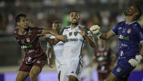 Galo perde na estreia em Patrocínio (foto: Pedro Souza / Atlético)