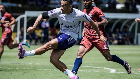 Rafael Elias retorna ao time após estar recuperado de lesão no braço e é a principal novidade entre os relacionados. (foto: Foto: Gustavo Aleixo / Cruzeiro.)
