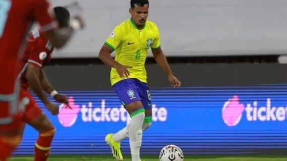 Lesionado, Kaiki é desconvocado e retornará ao Cruzeiro. (foto: Foto: Joilson Marconne / CBF)