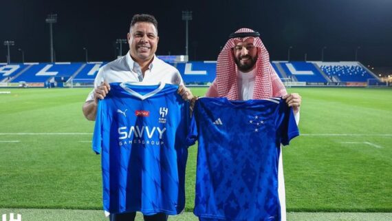 Com presença de Ronaldo, Cruzeiro inicia conversas pela permanência de Matheus Pereira. (foto: Foto: Instagram / Al Hilal)