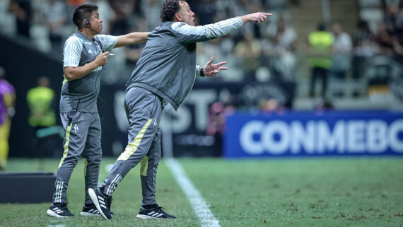 Gabriel Milito na partida contra o Peñarol, na Arena MRV (foto: Pedro Souza / Atlético)