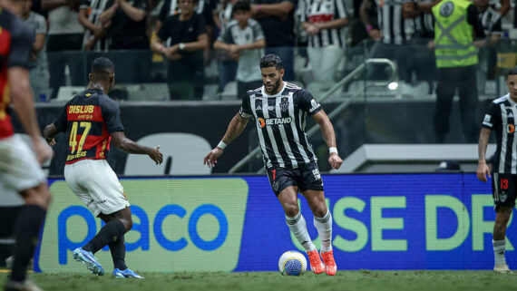 Hulk na partida contra o Sport (foto: Pedro Souza / Atlético)