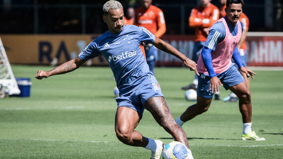 Cruzeiro terá primeiro grande período de treino e recuperação com Seabra (foto: GUSTAVO ALEIXO / FLICKR / CRUZEIRO)