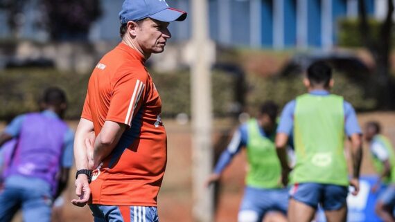 Desfalques no ataque do Cruzeiro abrem espaço para forte concorrência. (foto: GUSTAVO ALEIXO / FLICKR / CRUZEIRO)