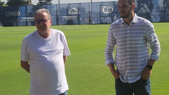 Paulo Pelaipe e Edu Dracena tiveram primeiro contato direto com a imprensa no treino aberto. (foto: STEFANO MARCHESINI / DEUS ME DIBRE)