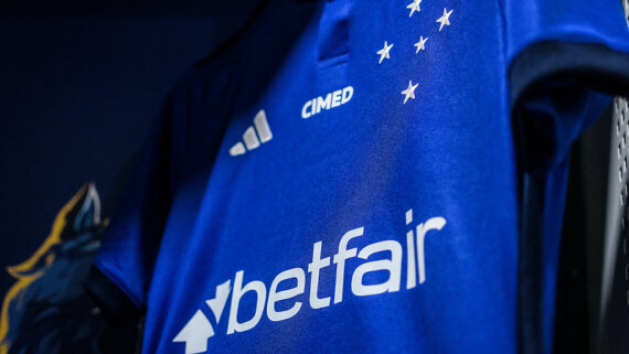 Cruzeiro e Betfair tem negociações estagnadas e nova casa aparece como interessada. (foto: GUSTAVO ALEIXO / FLICKR / CRUZEIRO)