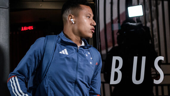 Marlon fala sobre situação após expulsão e mostra confiança em Kaiki. (foto: GUSTAVO ALEIXO / FLICKR / CRUZEIRO)