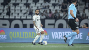 Otávio na derrota atleticana para o Botafogo (foto: Pedro Souza / Atlético)