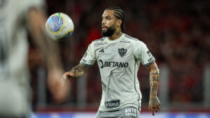 Otávio na derrota para o Athletico-PR (foto: Pedro Souza / Atlético)