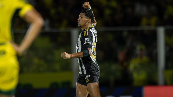 Rony comemora gol diante do Mirassol (foto: Foto: Pedro Souza / Atlético)