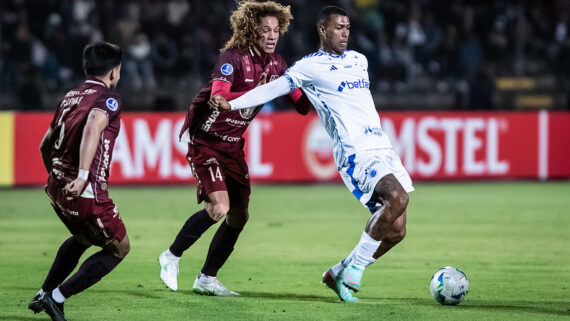 Cruzeiro volta a ser eliminado numa fase de grupos da Conmebol. (foto: Gustavo Aleixo / Cruzeiro.)