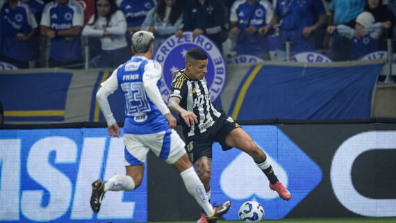 Arana no clássico contra o Cruzeiro (foto: Pedro Souza / Atlético)