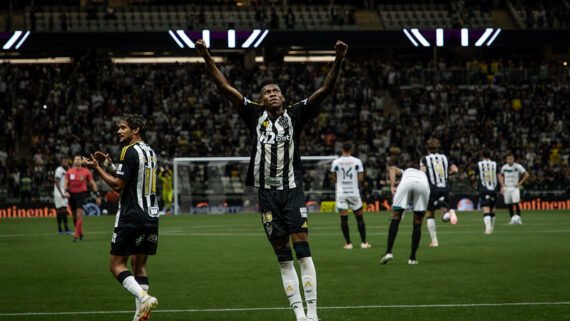 Patrick comemora gol (foto: Pedro Souza / Atlético)