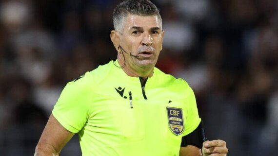 Marcelo de Lima Henrique estará na equipe do VAR do confronto. (foto: Cesar Greco/Palmeiras.)