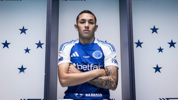 Cruzeiro oficializa Kauã Moraes e rebate críticas do Athletico-PR (foto: Foto: Gustavo Aleixo/Cruzeiro)