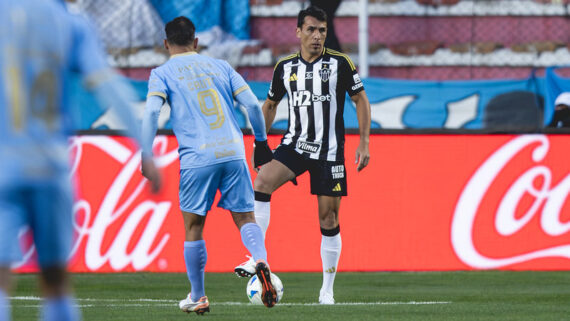 Junior Alonso na partida contra o Bolívar (BOL) (foto: Pedro Souza / Atlético)