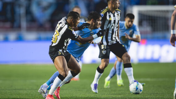 Atlético e Bolívar ficaram no 2 x 2 na primeira partida das quartas de final (foto: Pedro Souza / Atlético)