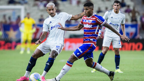 Cruzeiro e Fortaleza tem histórico recente equilibrado. (foto: Gustavo Aleixo / Cruzeiro.)
