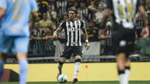 Lyanco em campo pelo Atlético (foto: Pedro Souza / Atlético)