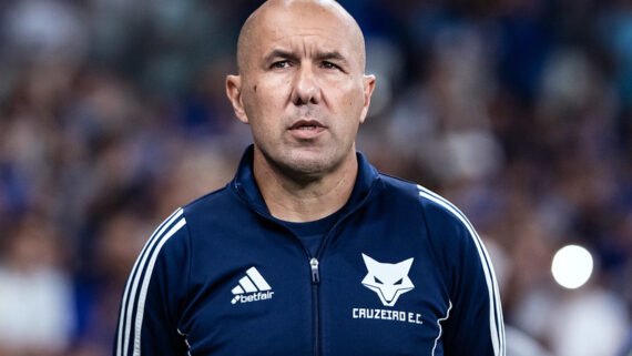 Leonardo Jardim, técnico do Cruzeiro. (foto: Gustavo Aleixo / Cruzeiro.)