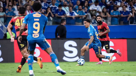 Cruzeiro empata com o Sport, no Mineirão. (foto: Gustavo Aleixo / Cruzeiro. )