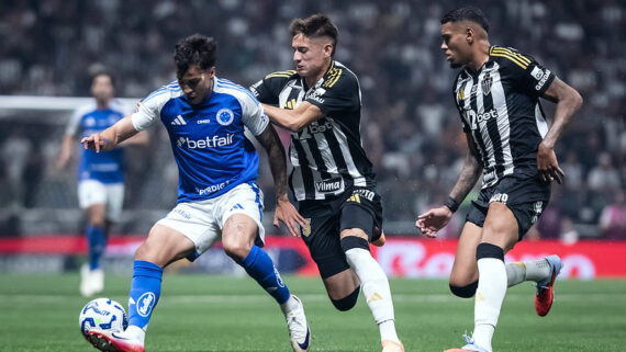 Kaio Jorge foi expulso no segundo tempo durante o clássico. (foto: Gustavo Aleixo / Cruzeiro. )