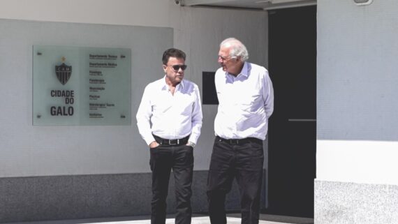 Renato Salvador e Rubens Menin, acionistas do Atlético, estiveram na Cidade do Galo (foto: Divulgação/ Atlético)