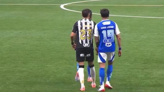 Lance entre Kaio Jorge e Ivan Román (foto: Reprodução)
