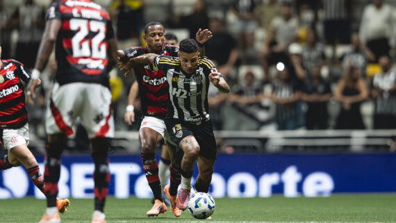 Galo e Flamengo empataram em 1 x 1 na Arena MRV (foto: Pedro Souza / Atlético)