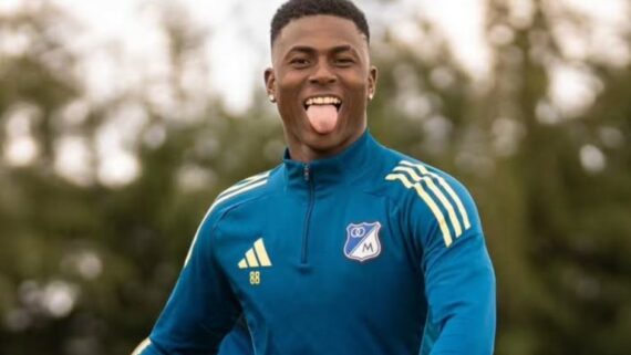 Neiser Villareal tem pré-contrato firmado com o Cruzeiro para 2026. (foto: Millonarios/Divulgação.)