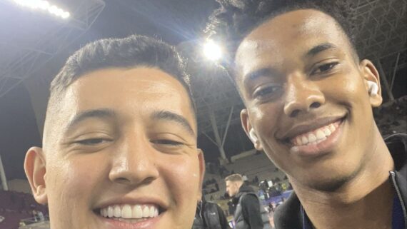 Registro feito pelo volante Pedro Bicalho junto com Estevão, ambos revelados pelo Cruzeiro. (foto: Reprodução)