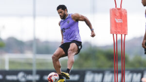 Hulk em treinamento na pré-temporada na Cidade do Galo (foto: Pedro Souza / Atlético)