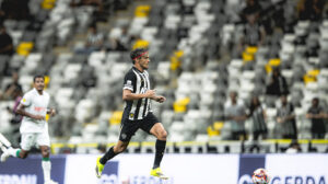 Scarpa deu mais uma assistência na temporada (foto: Pedro Souza / Atlético)